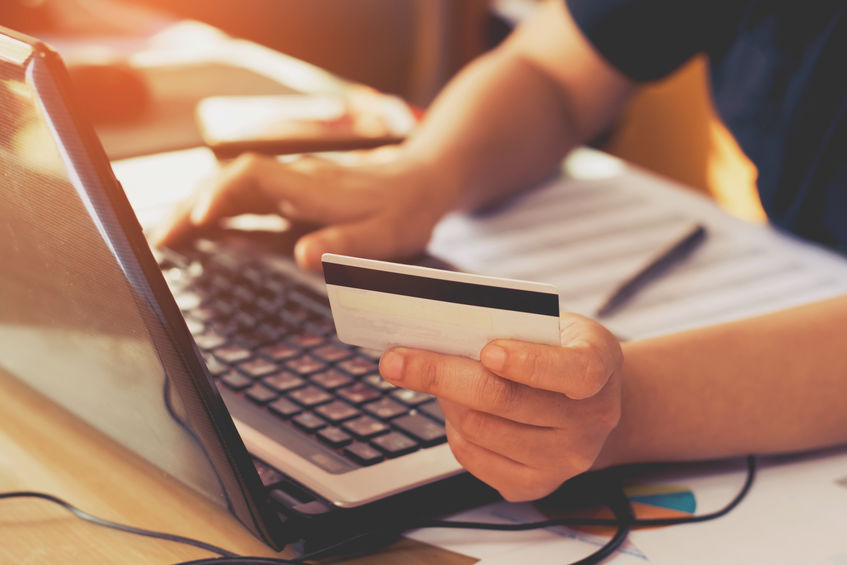 comment marche la DSP2 et qu'est-ce qu’elle implique pour les marketplaces