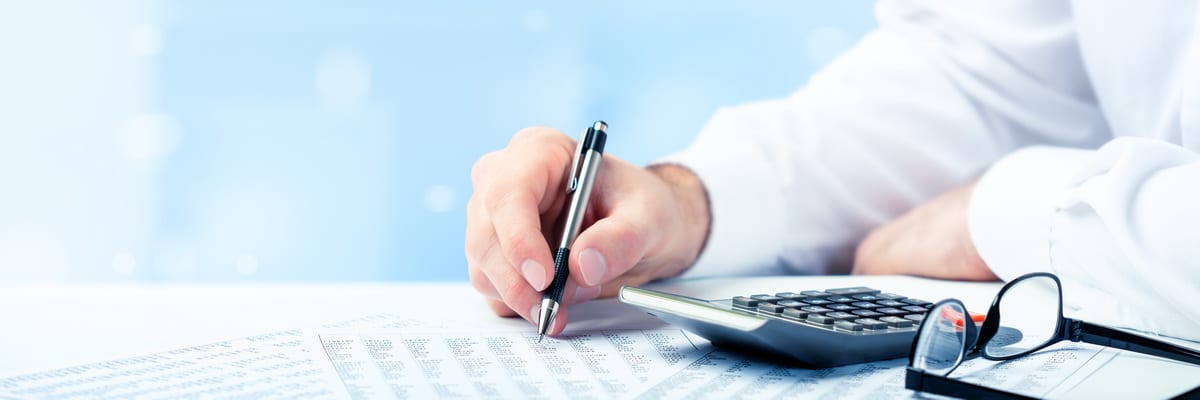 Qu'est-ce qu'un solde de compte débiteur ? - Dynamic Business