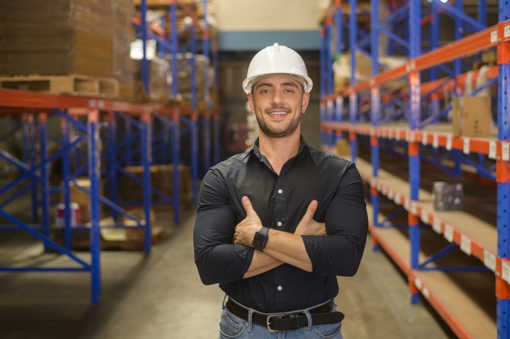 entrepreneur dans espace logistique
